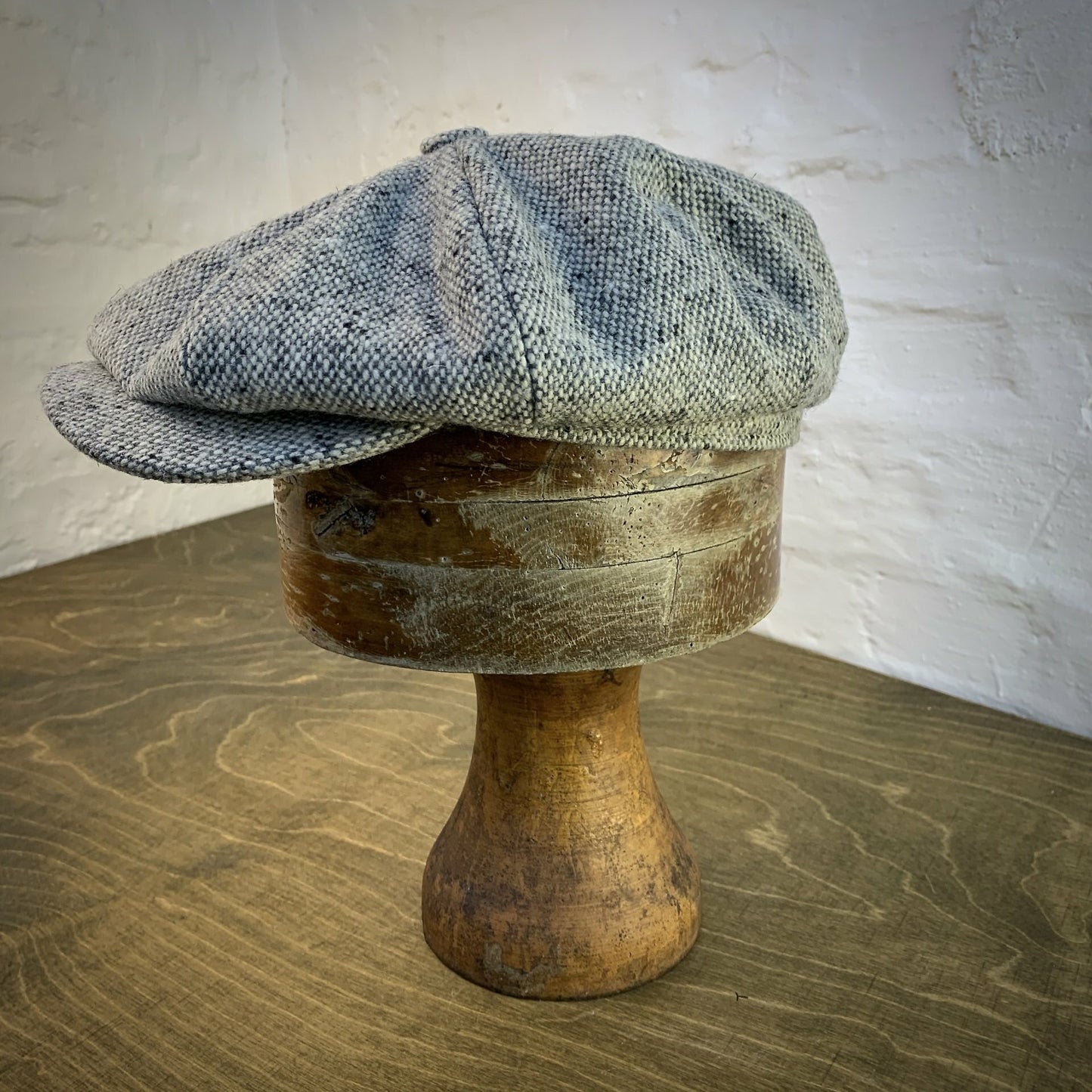 1920 NEWSBOY [greyland]