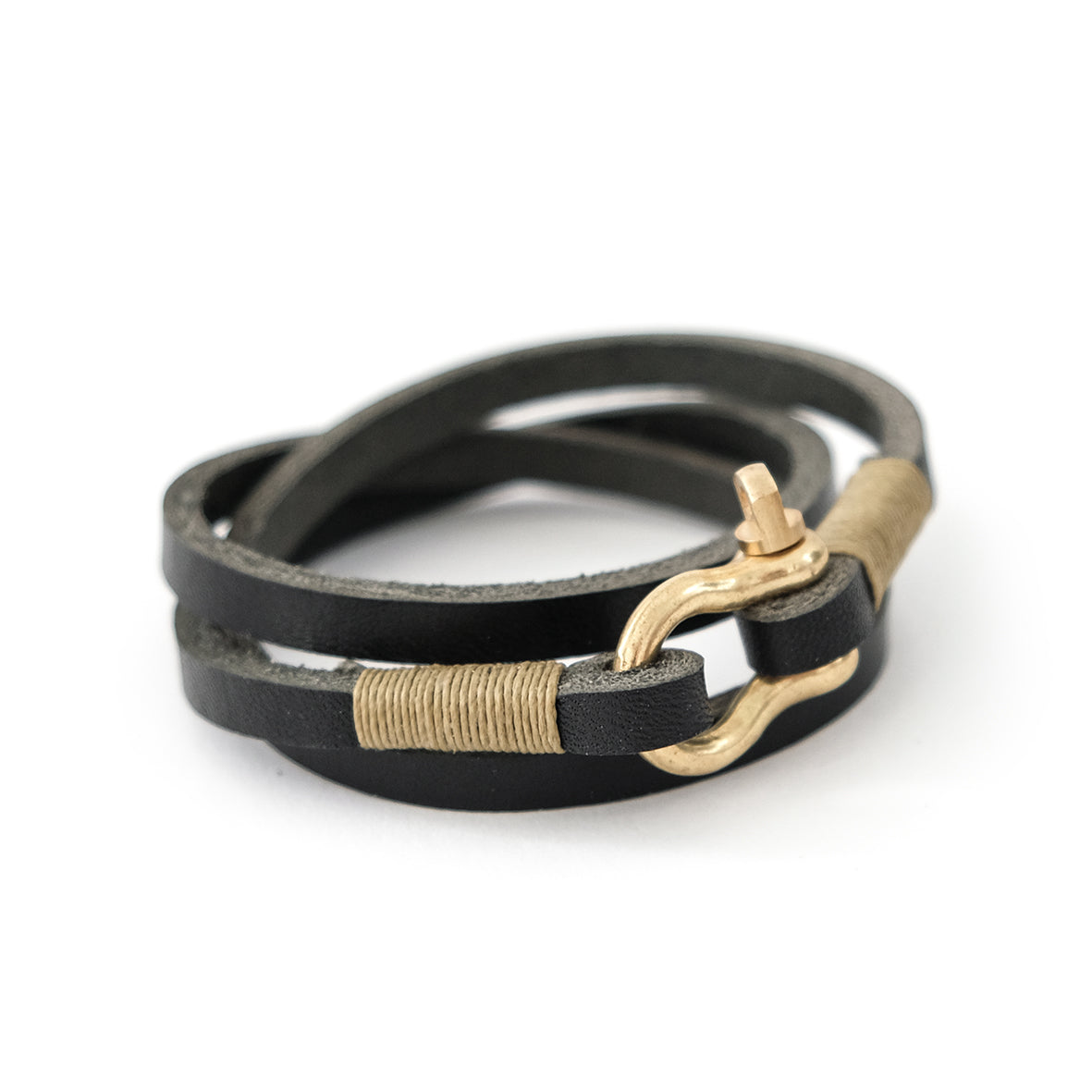 UDO | Wickellederarmband mit Schäkel [black]