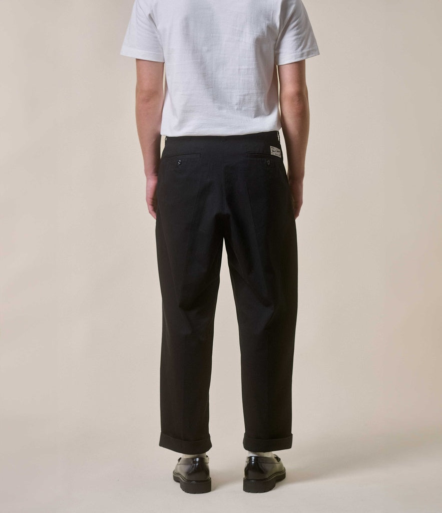 chino relaxed fit [black]