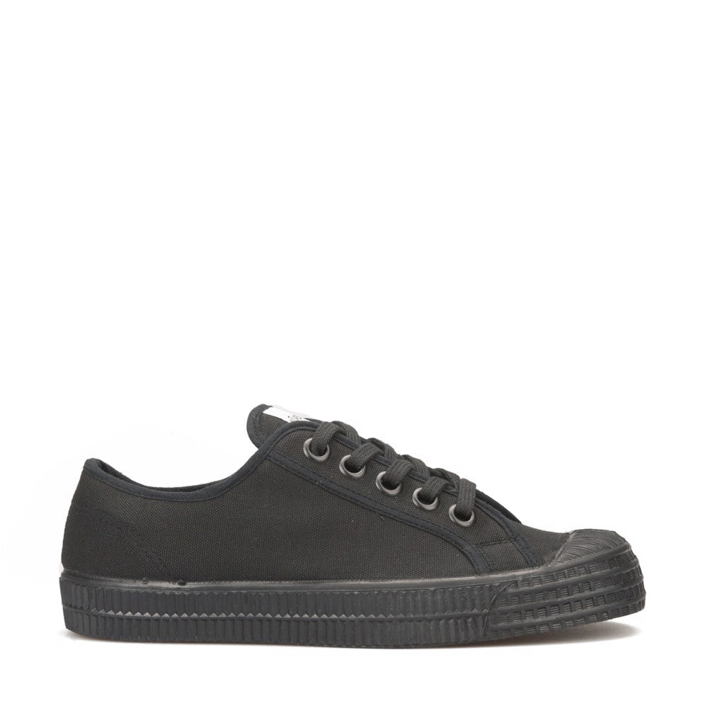 Veganer Sneaker in schwarz