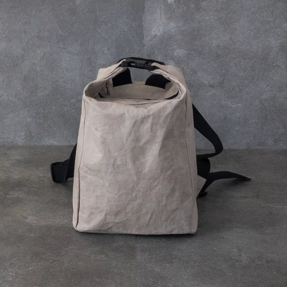 SWAMPmini | paper backpack [stone]