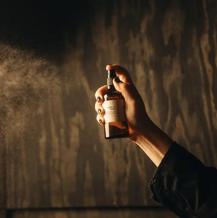 Suede & Rouge [spray]