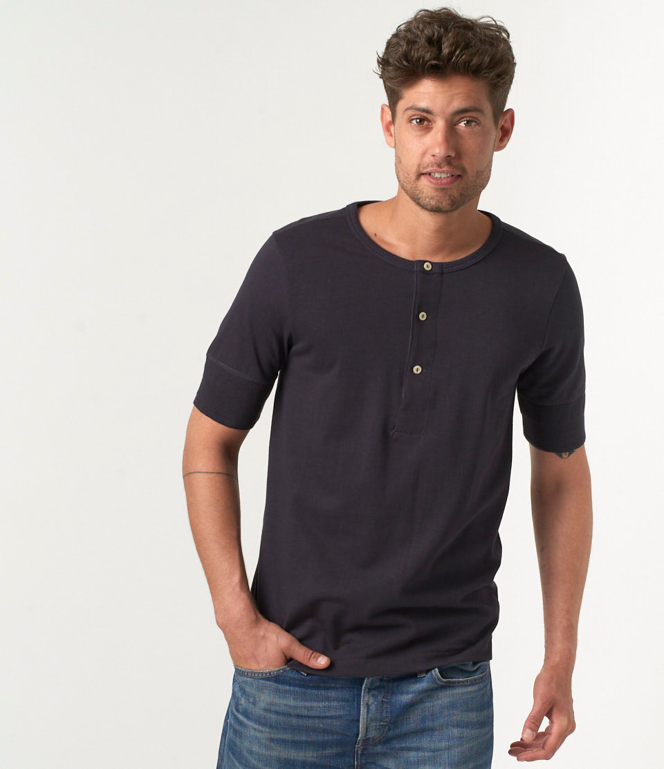 HENLEY LOOPWHEELED short [charcoal]