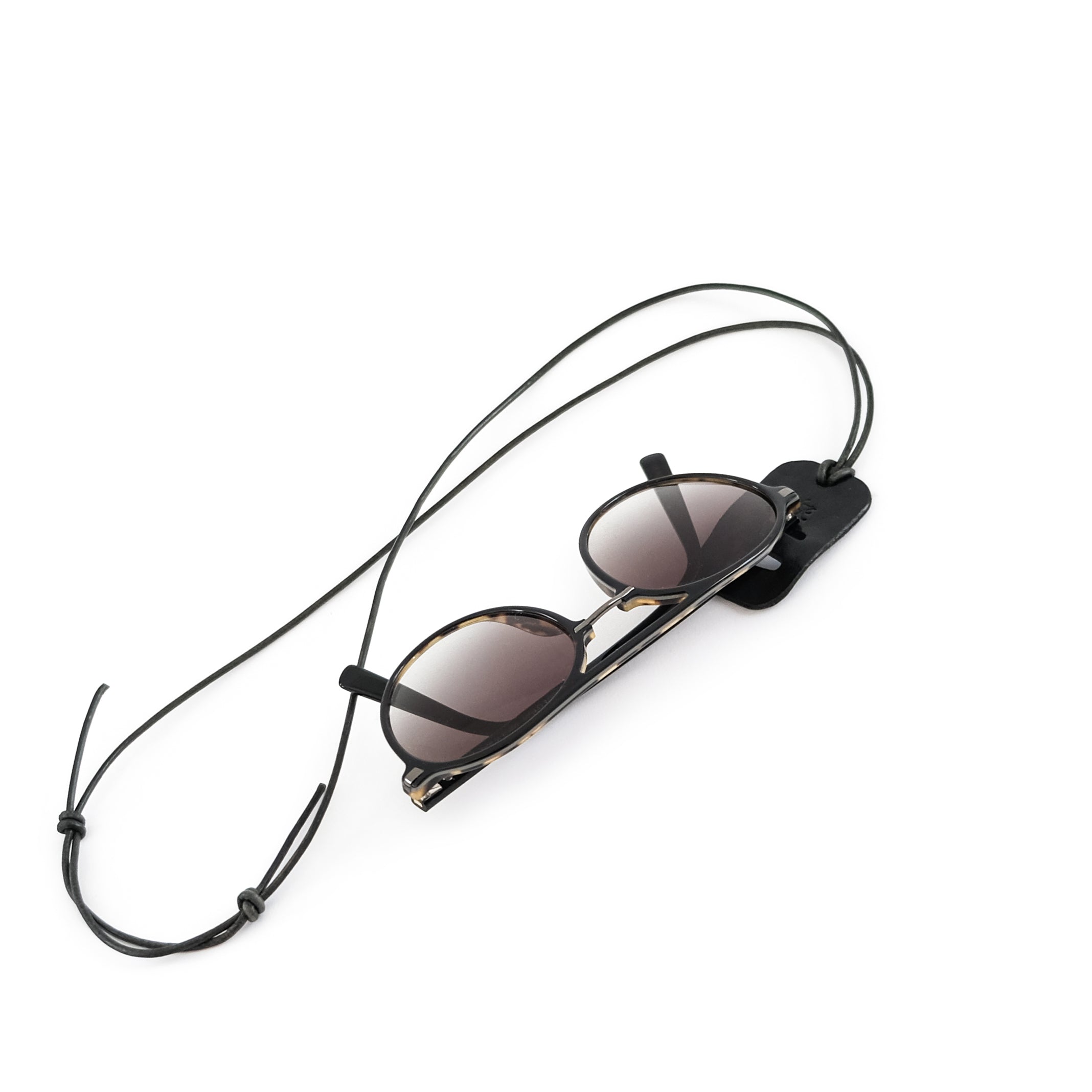 PAULINA | Brillenkette aus Rindsleder [black]